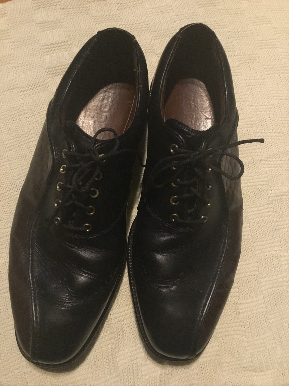 FootJoy Black Leather Lace-Up Golf Shoes Mens Metal Eyelets Size 11.5